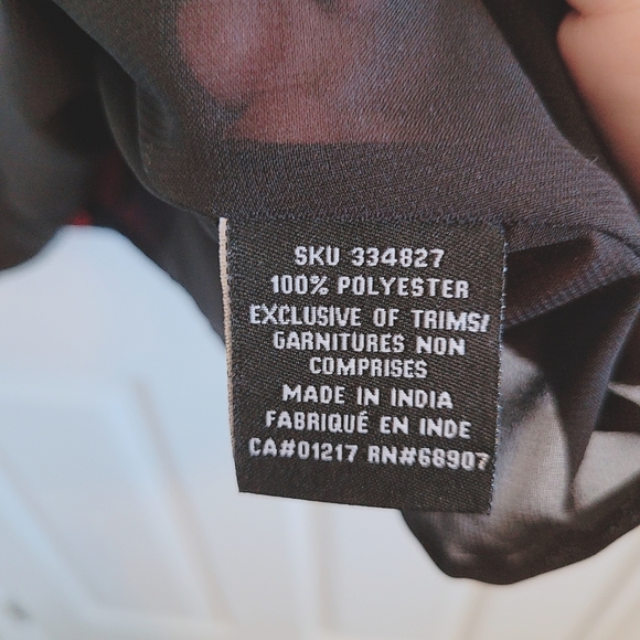 NEW Le Chateau tank top red/black floral - Picture 4 of 4